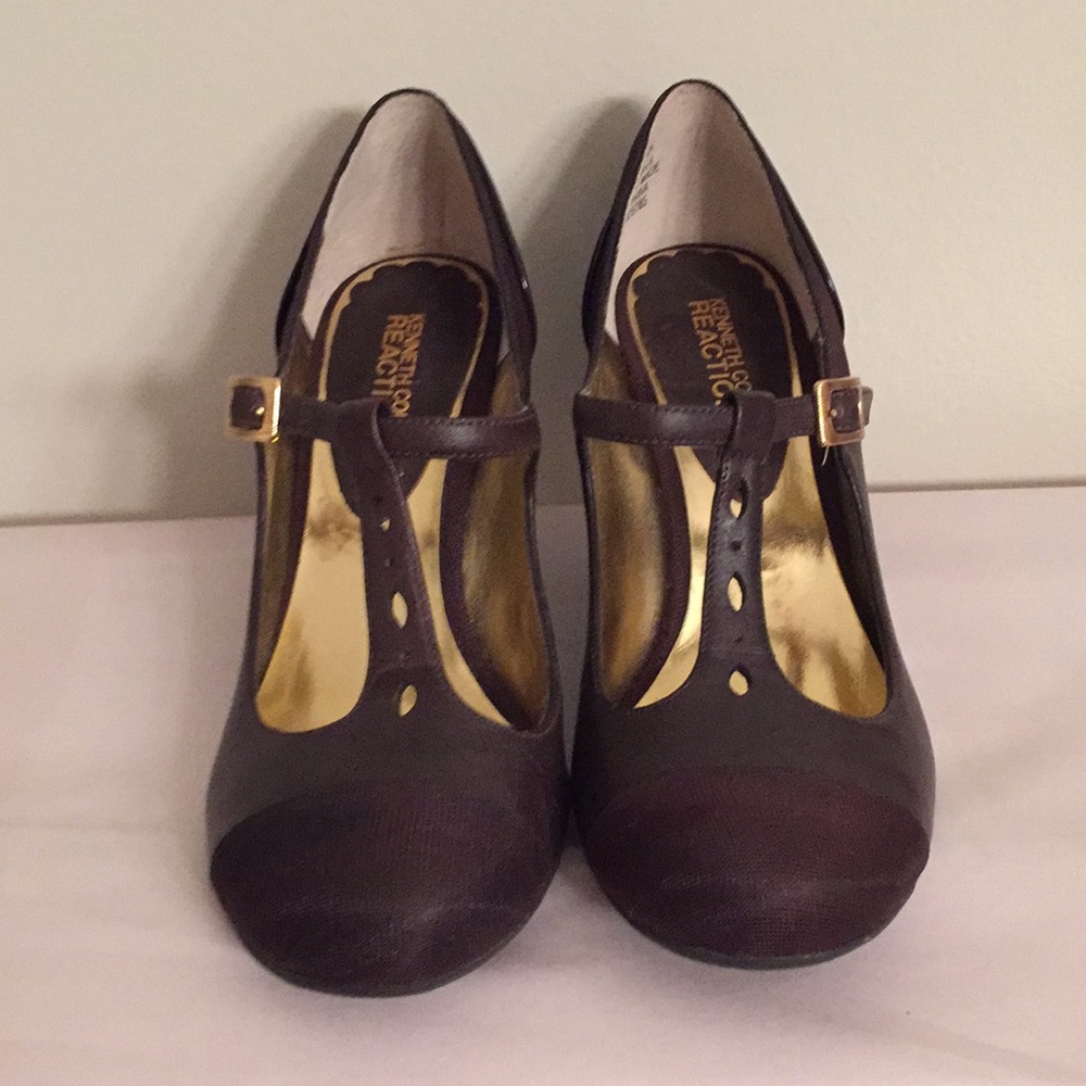 Mary-Jane heels